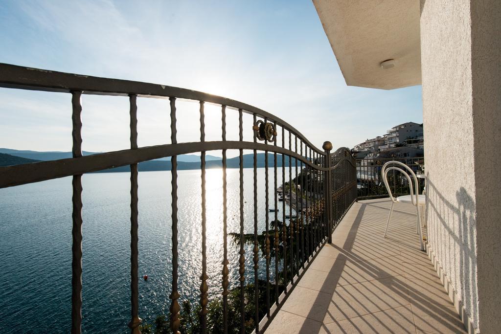 Hotel Villa Barbara Неум Экстерьер фото